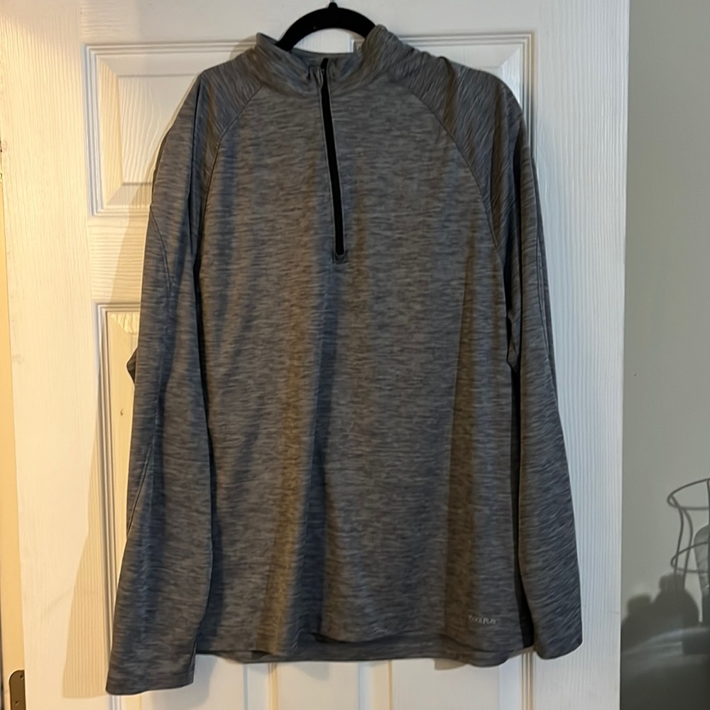 sb tech pullover super comfortable and worn handful of times